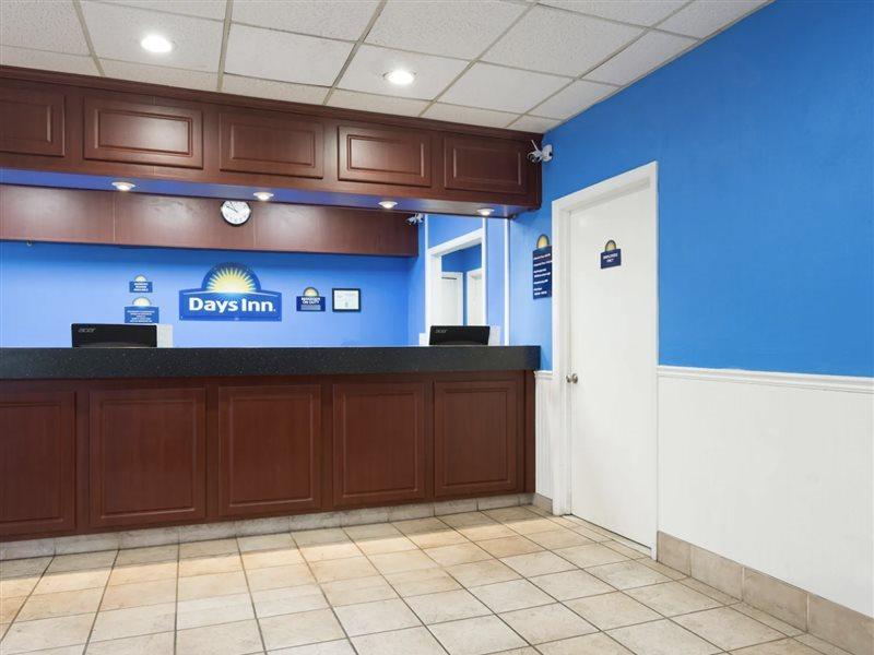 Days Inn Salisbury Exterior photo