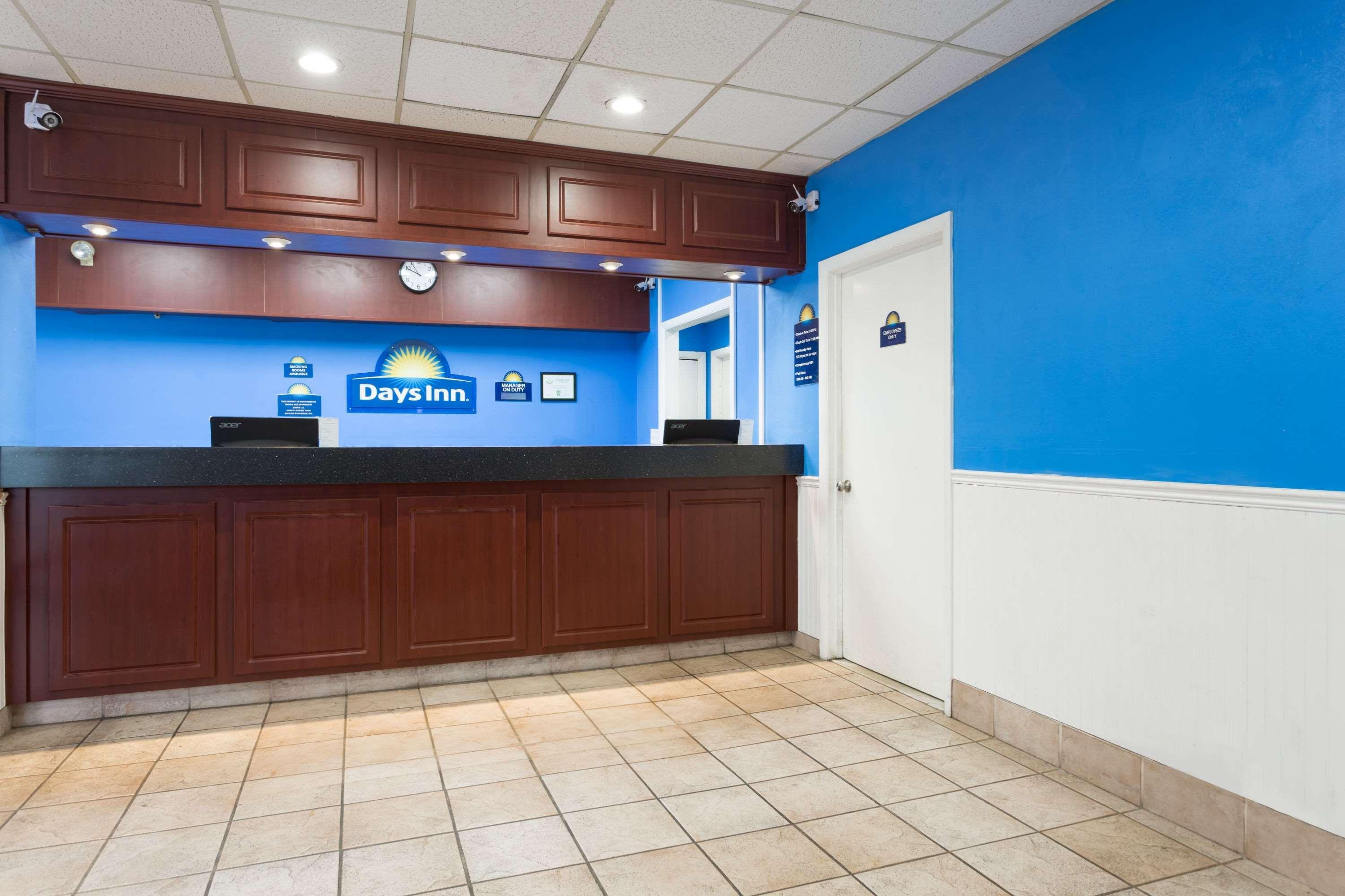 Days Inn Salisbury Exterior photo