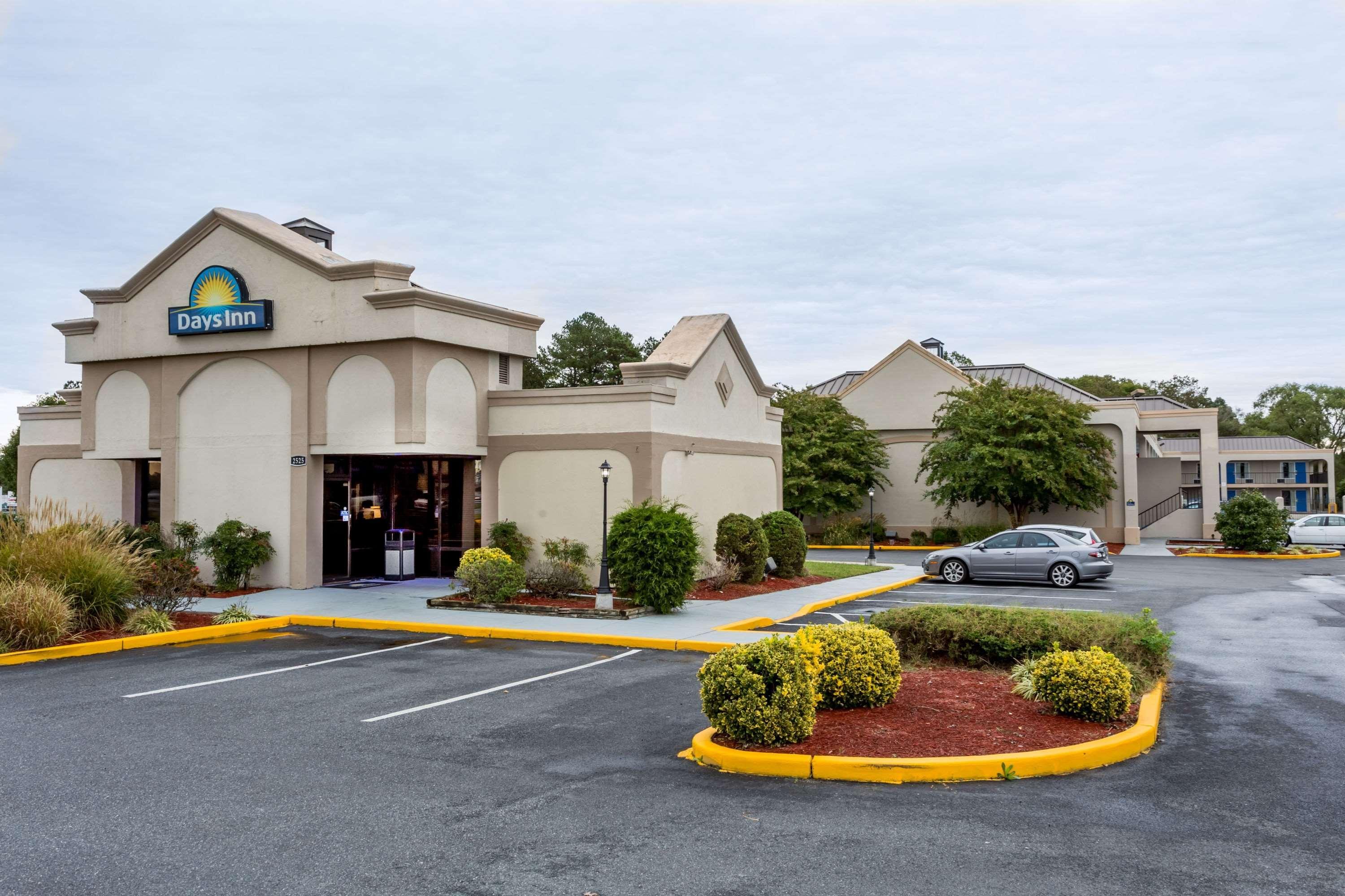 Days Inn Salisbury Exterior photo